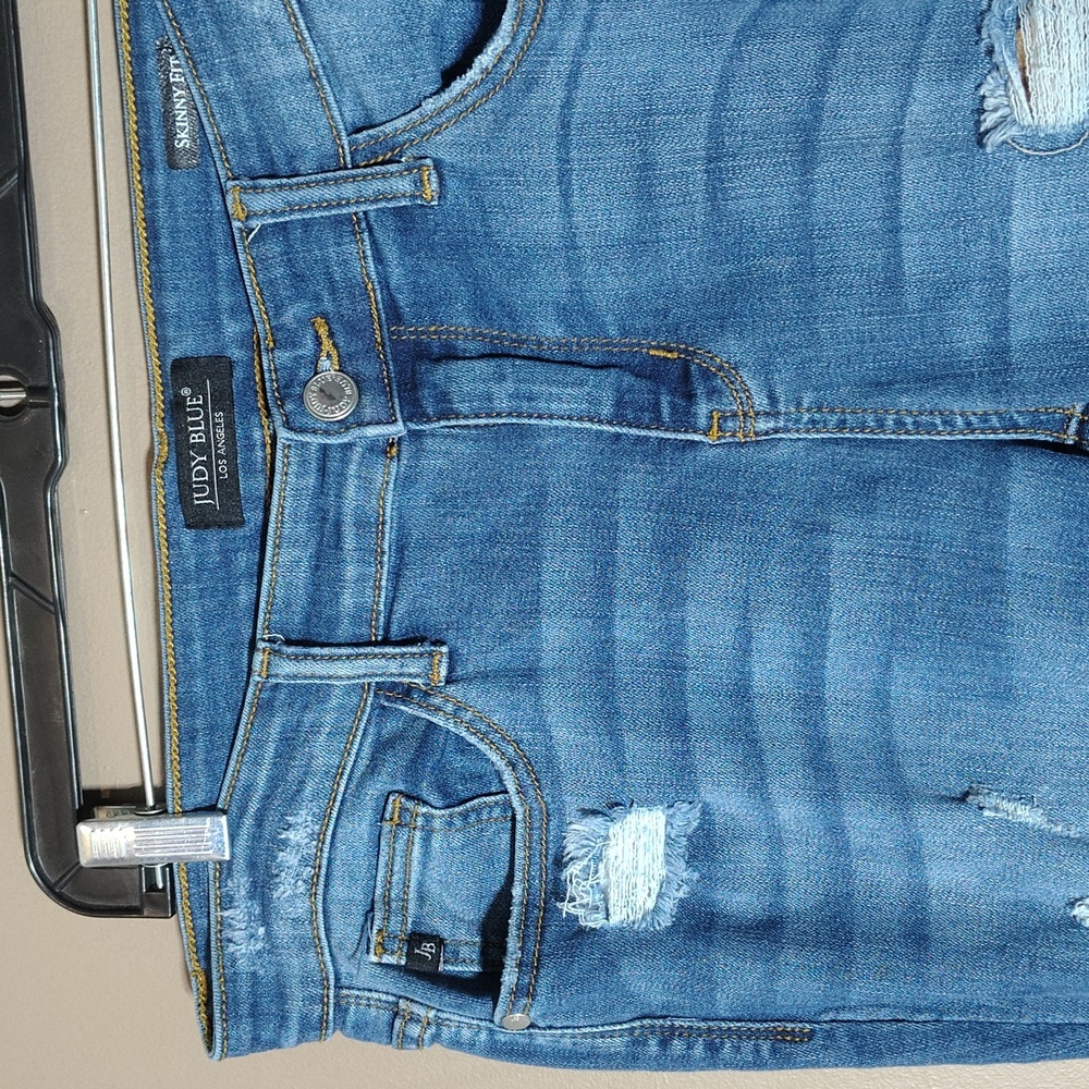 Judy Blue Distressed Animal Print Skinny Fit Jeans Size 11/30 - Picture 5 of 11